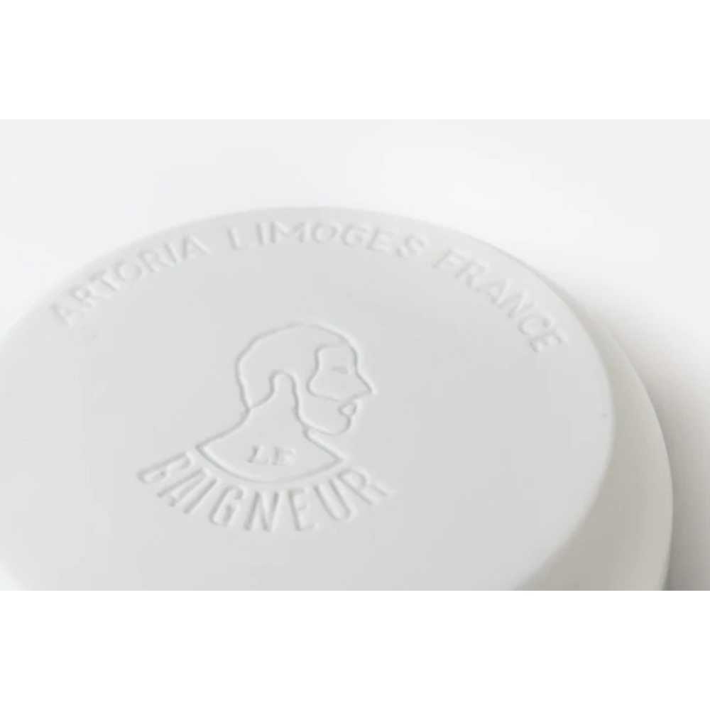bol-porcelaine-limoges-le-baigneur-detail