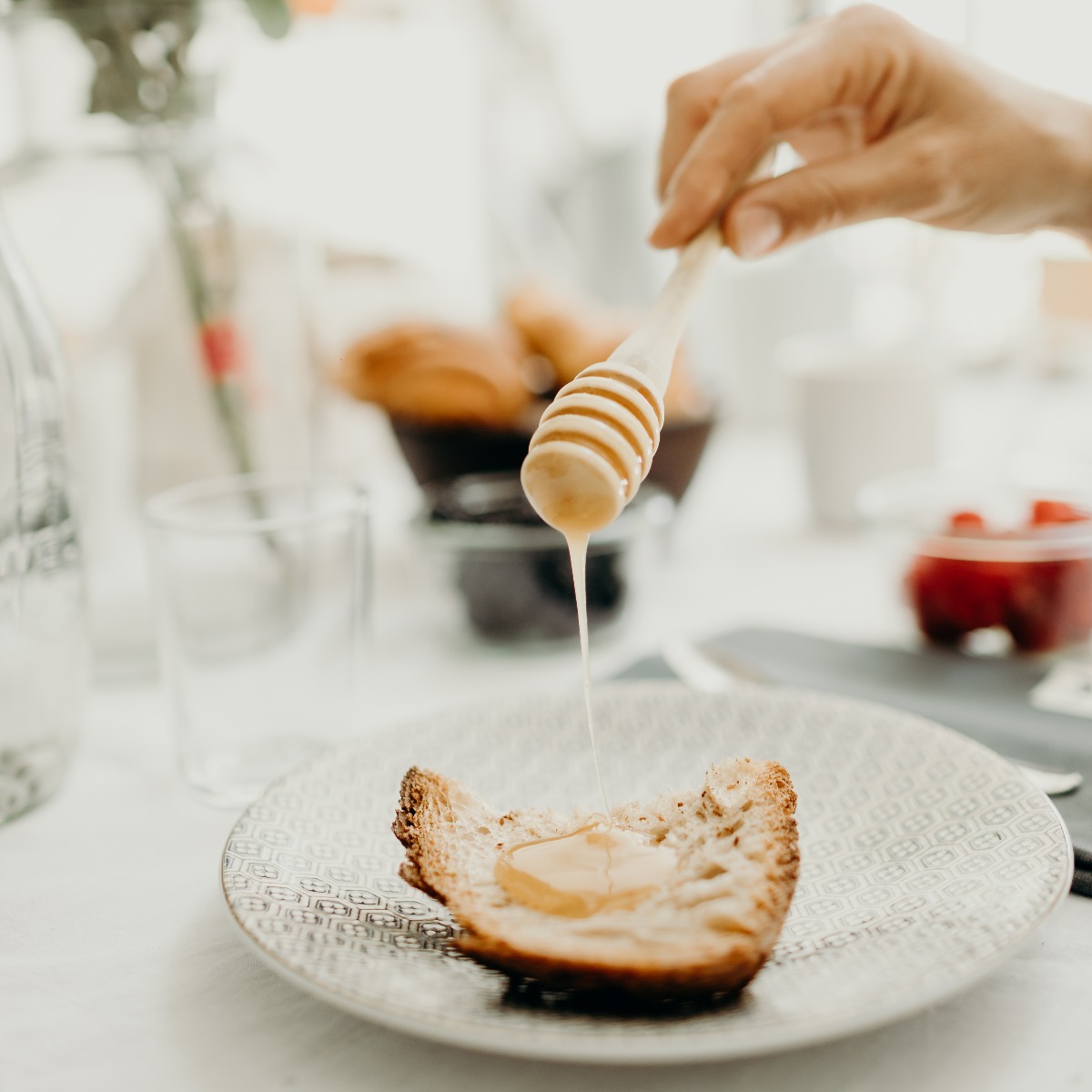 cuillere-miel-II-okjo