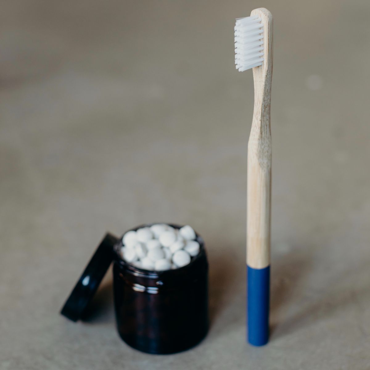 dentifrices-a-croquer-brosse-a-dents-bambou
