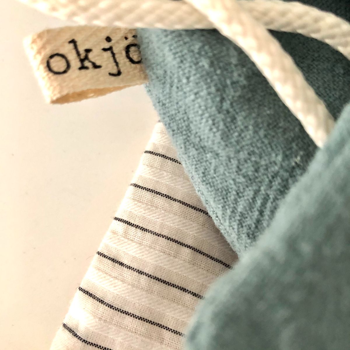 pochon-etanche-detail-VIII