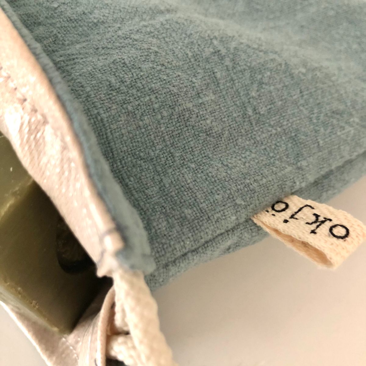 pochon-etanche-detail