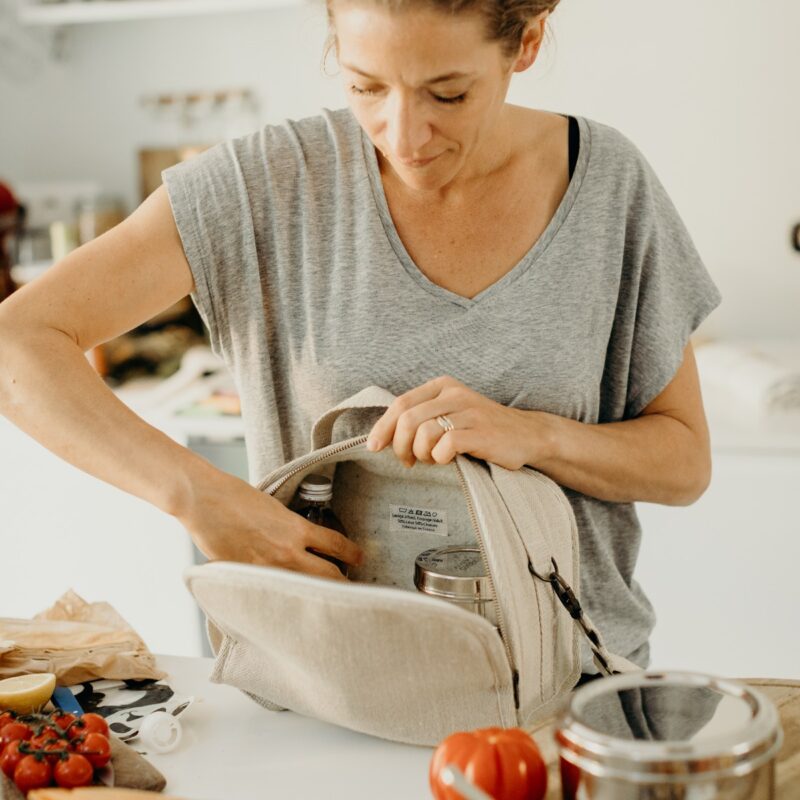 sac-lunch-isotherme-zero-dechet-pique-nique-okjo