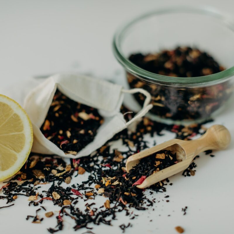 sachets-de-the-lavables-cuillere-a-sel-bois-agrumes-okjo