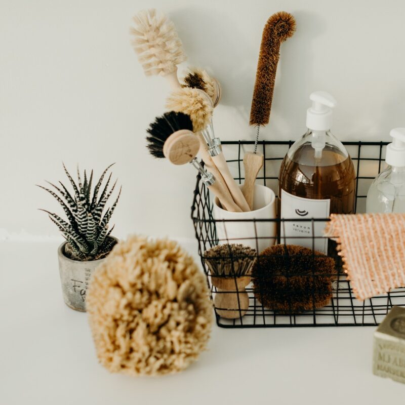 savon-liquide-vaisselle-eponge-cuivre-eponge-naturelle-IV-okjo