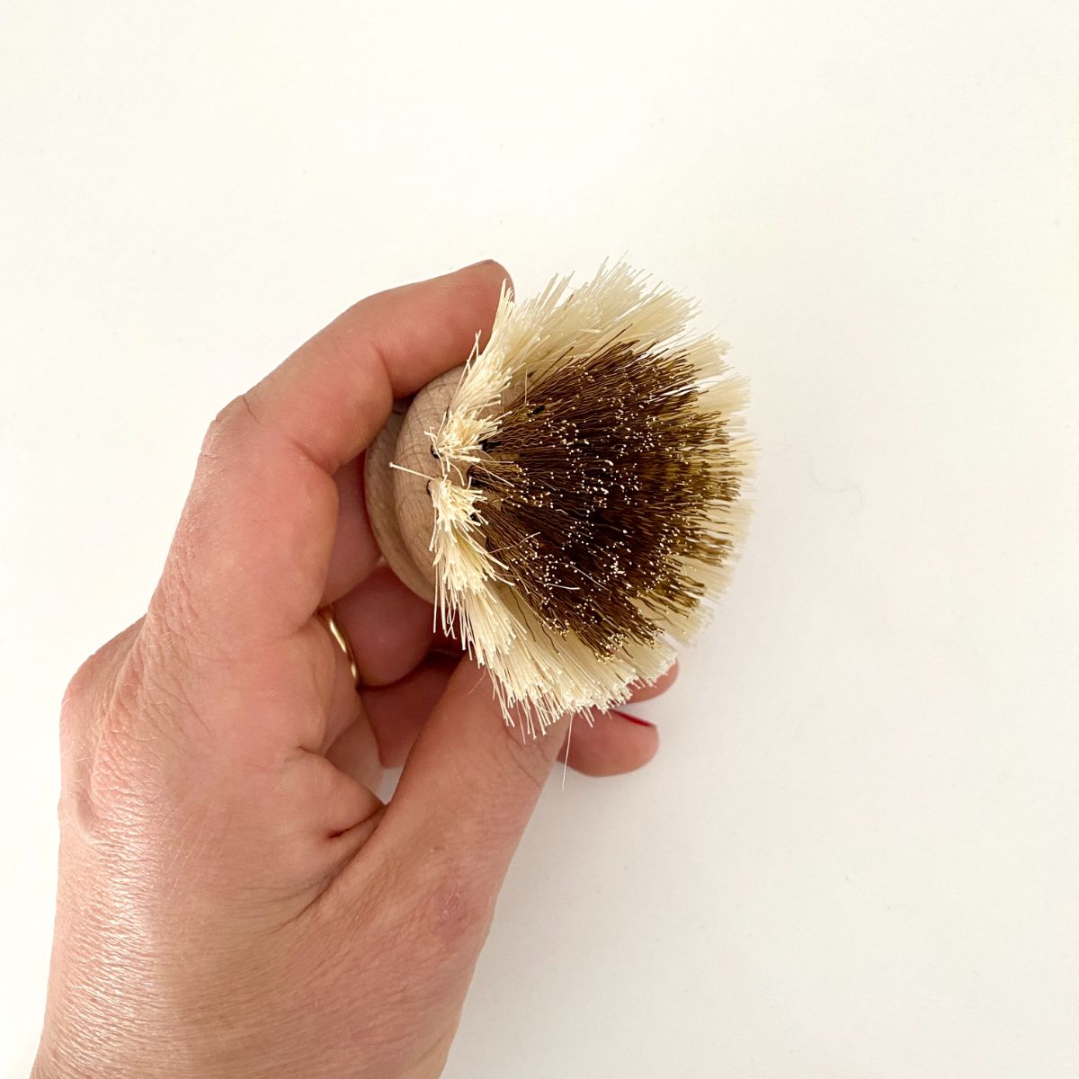 brosse-vaisselle-laiton-I