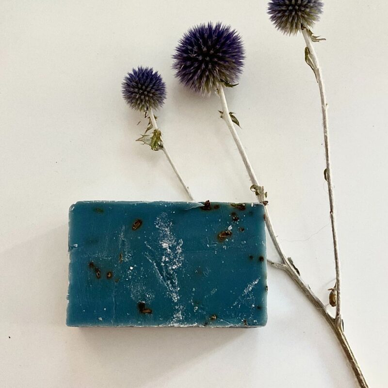 Savon exfoliant à la lavande