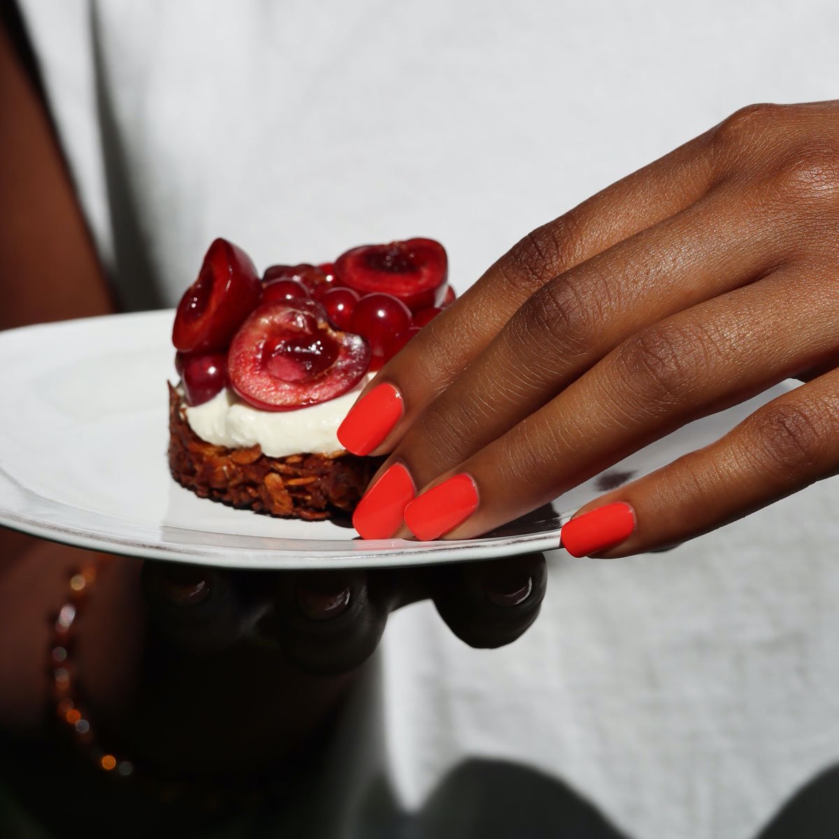 vernis-green-manucurist-red-coral