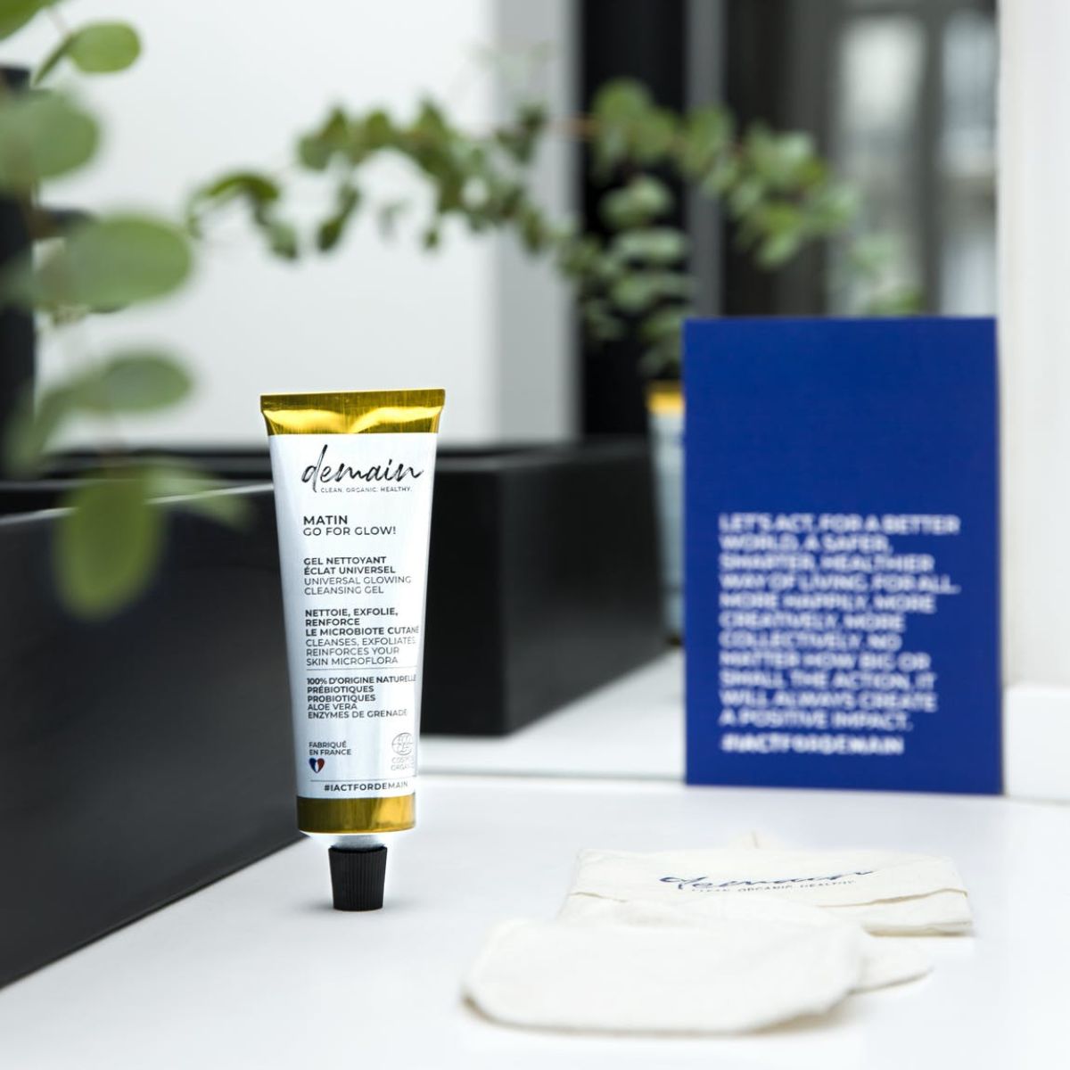 DEMAIN BEAUTY GO FOR GLOW – GEL NETTOYANT EXFOLIANT UNIVERSEL-2