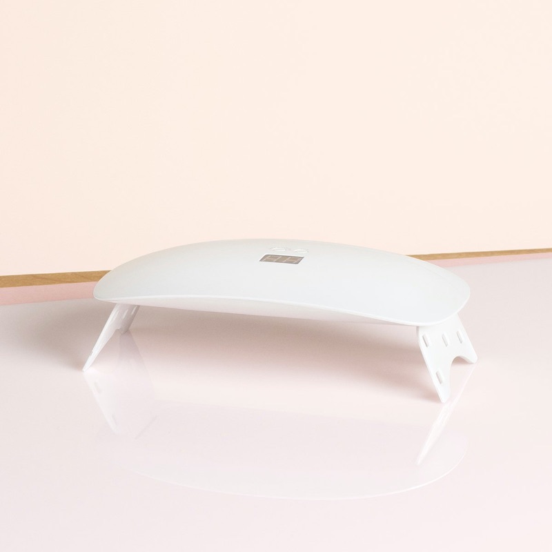 Coffret-semi-permanent-Manucurist-lampe-24-watts