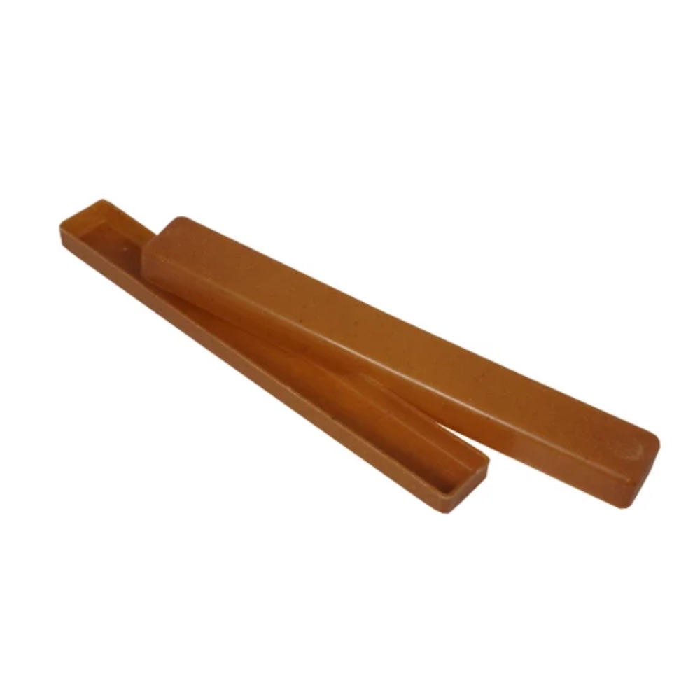 etui-brosse-a-dents-bois-liquide