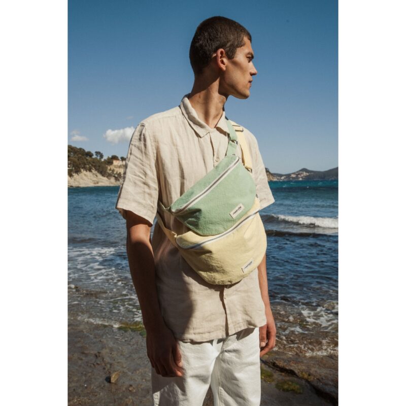 Custine_Green_green_river-et-yellow