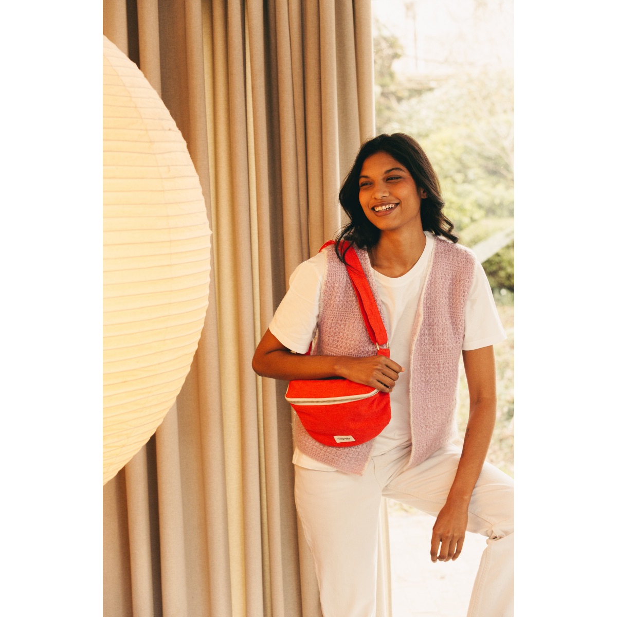 Custine_rouge_red_born_to_be_alived_inside